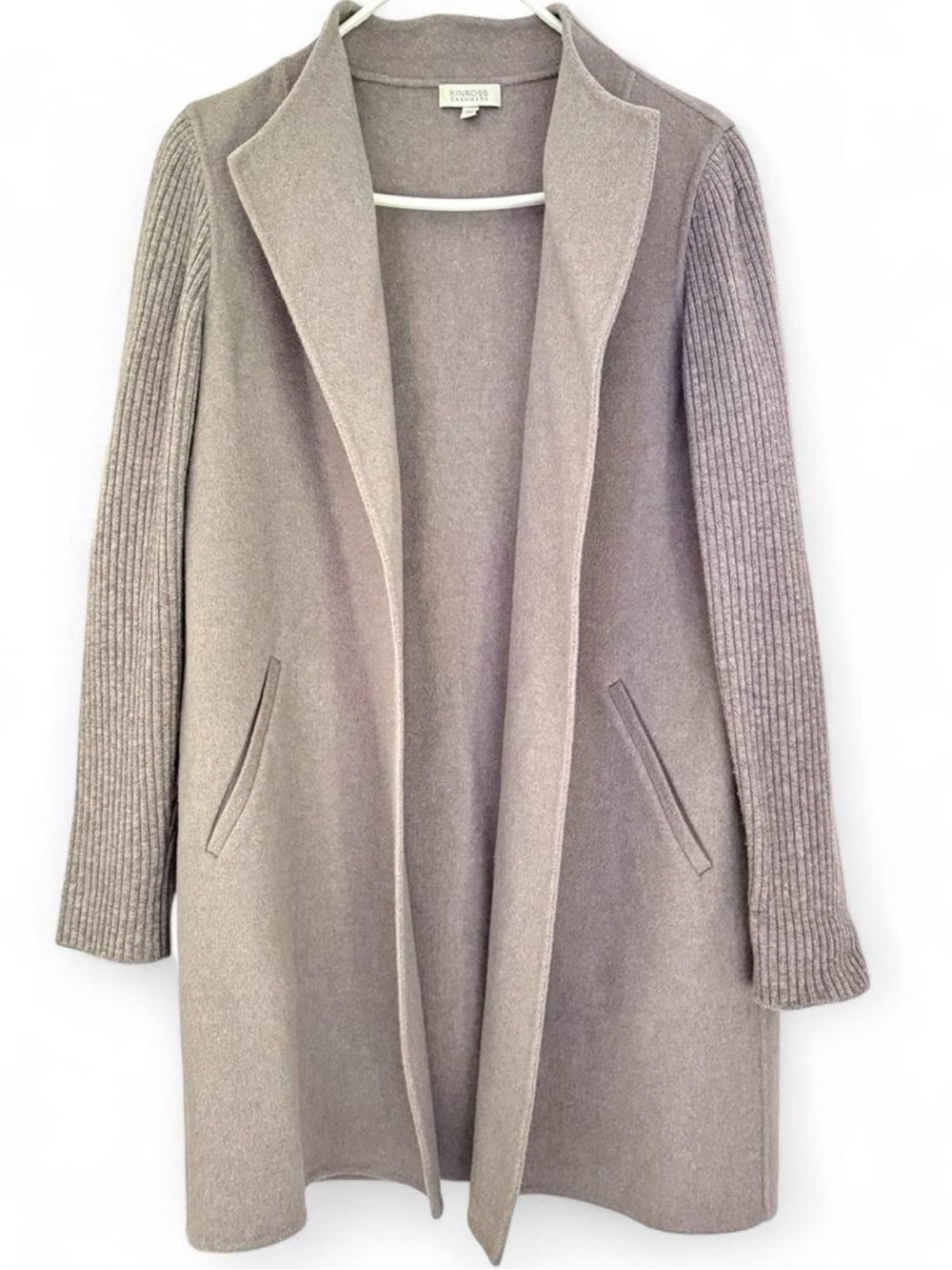 Kinross Cashmere Rib Sleeve Coat in Driftwood (Medium)
